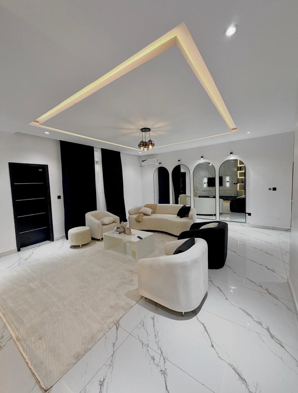 Luxury Shortlet Haven: Serene Katampe Escape