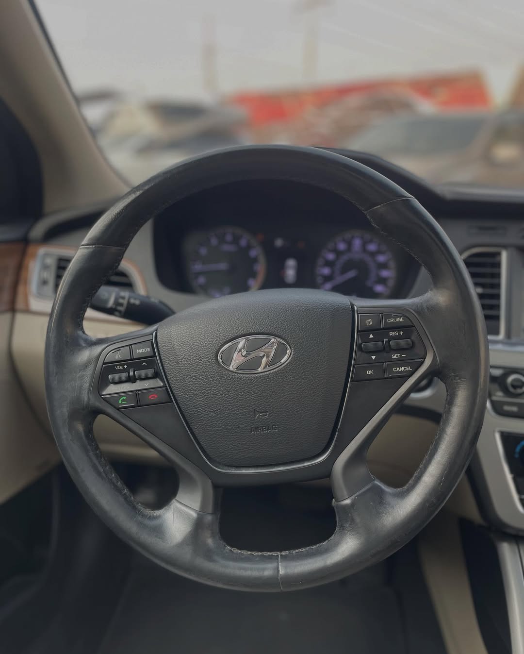 Luxury Sonata: Panoramic Sunroof & Premium Tech