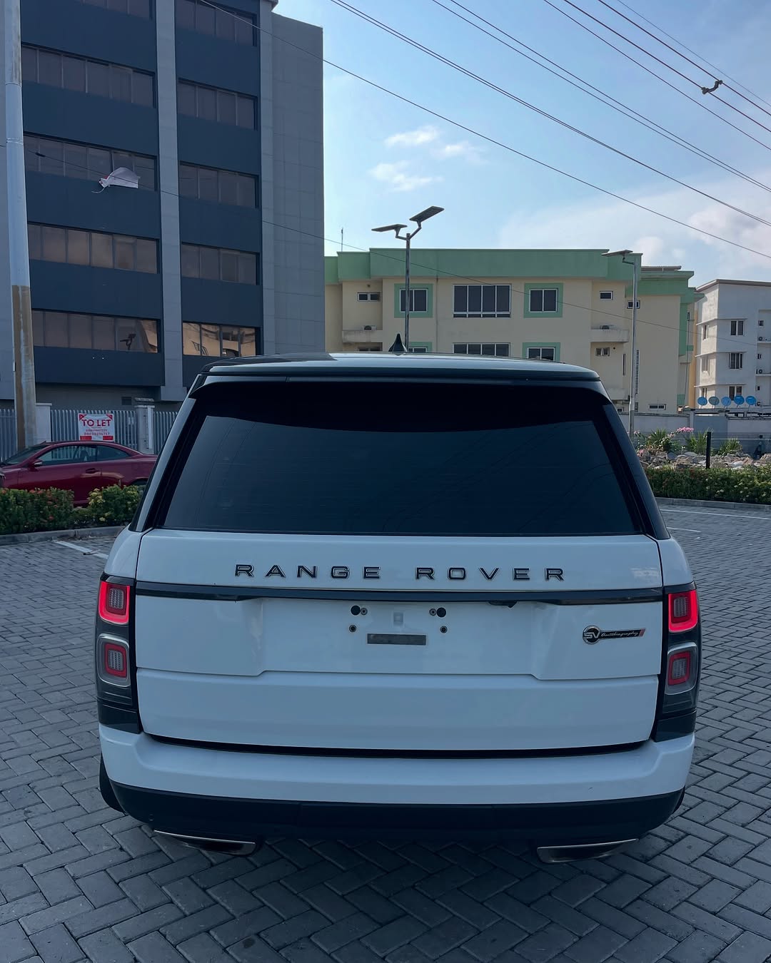 2018 Range Rover Autobiography: Peak Luxury Awaits