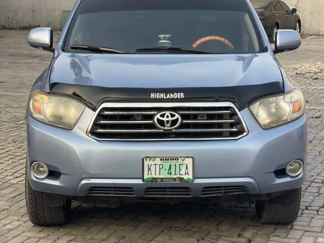 2008 Toyota Highlander Limited: Flawless & Fully Loaded