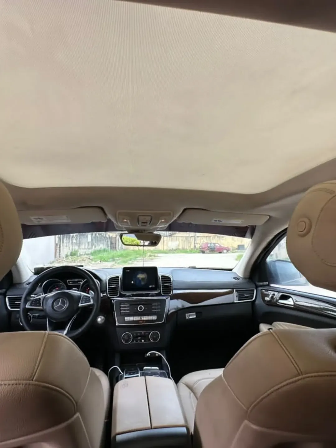 2023 GLE43: Luxury Power, Unbeatable Price