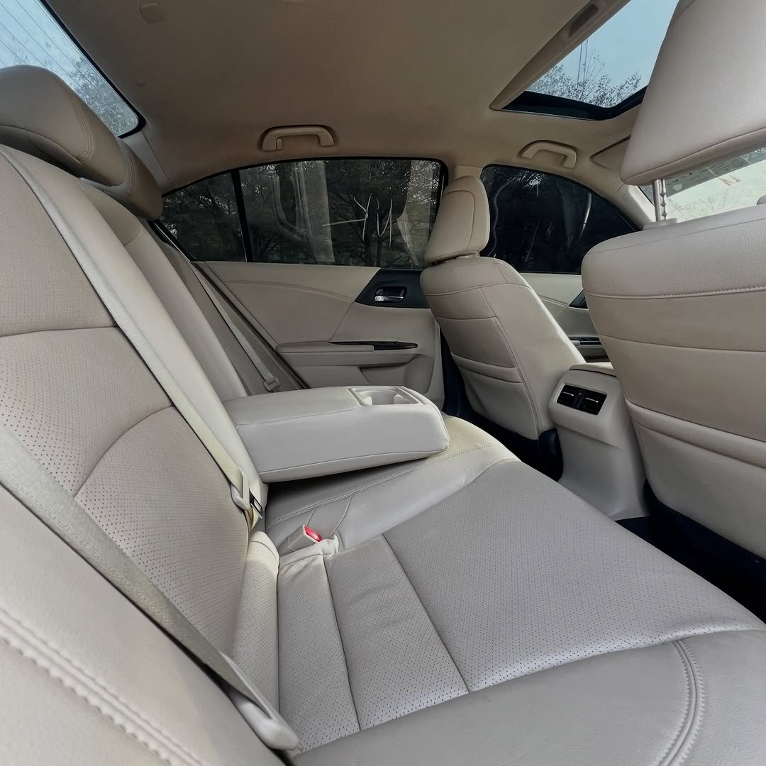 2016 Honda Accord: Unbeatable Value, Impeccably Clean