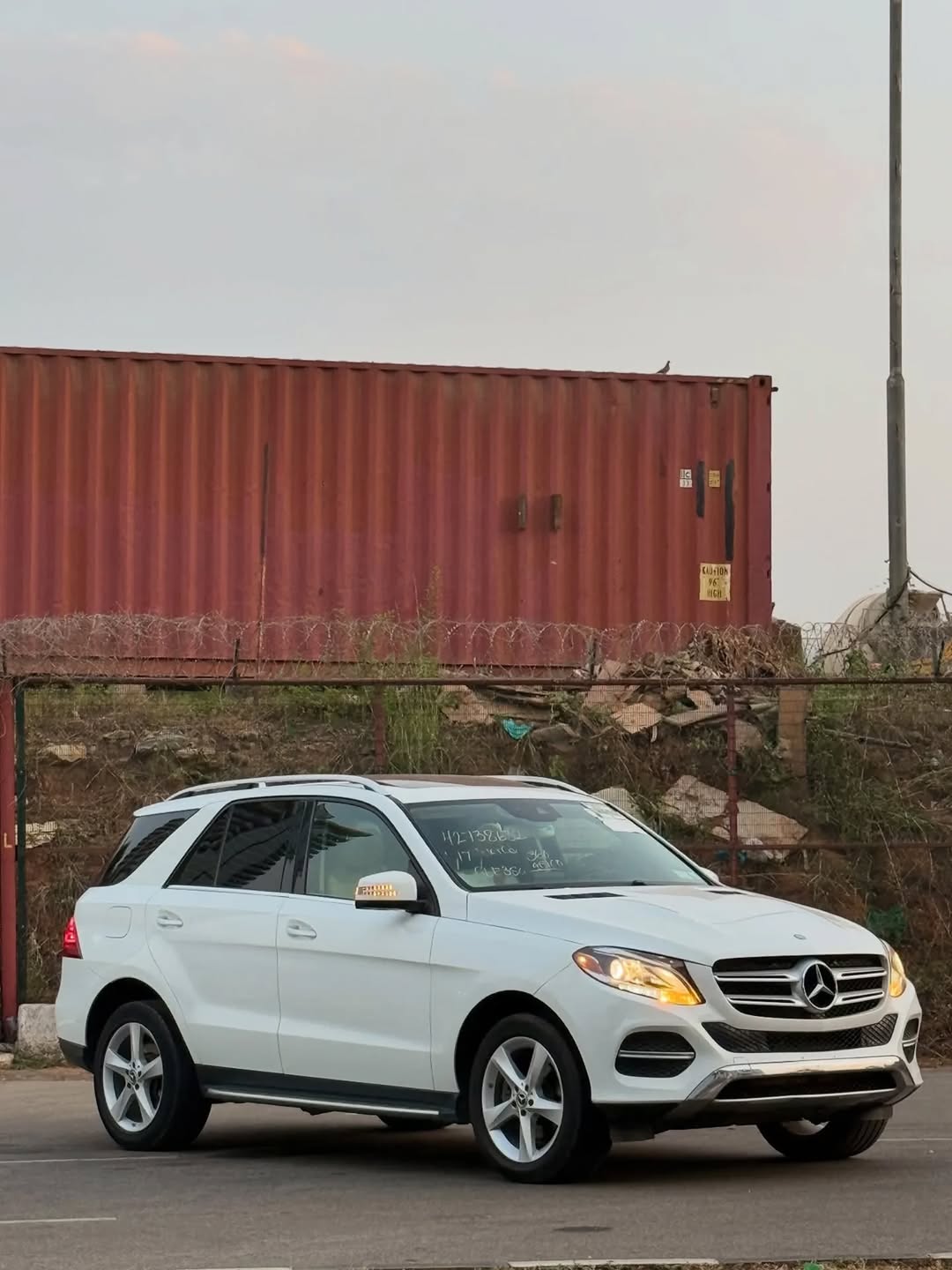 Commanding Luxury: 2016 Mercedes-Benz GLE 350