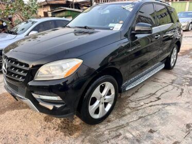 Luxury SUV: Drive Away Today