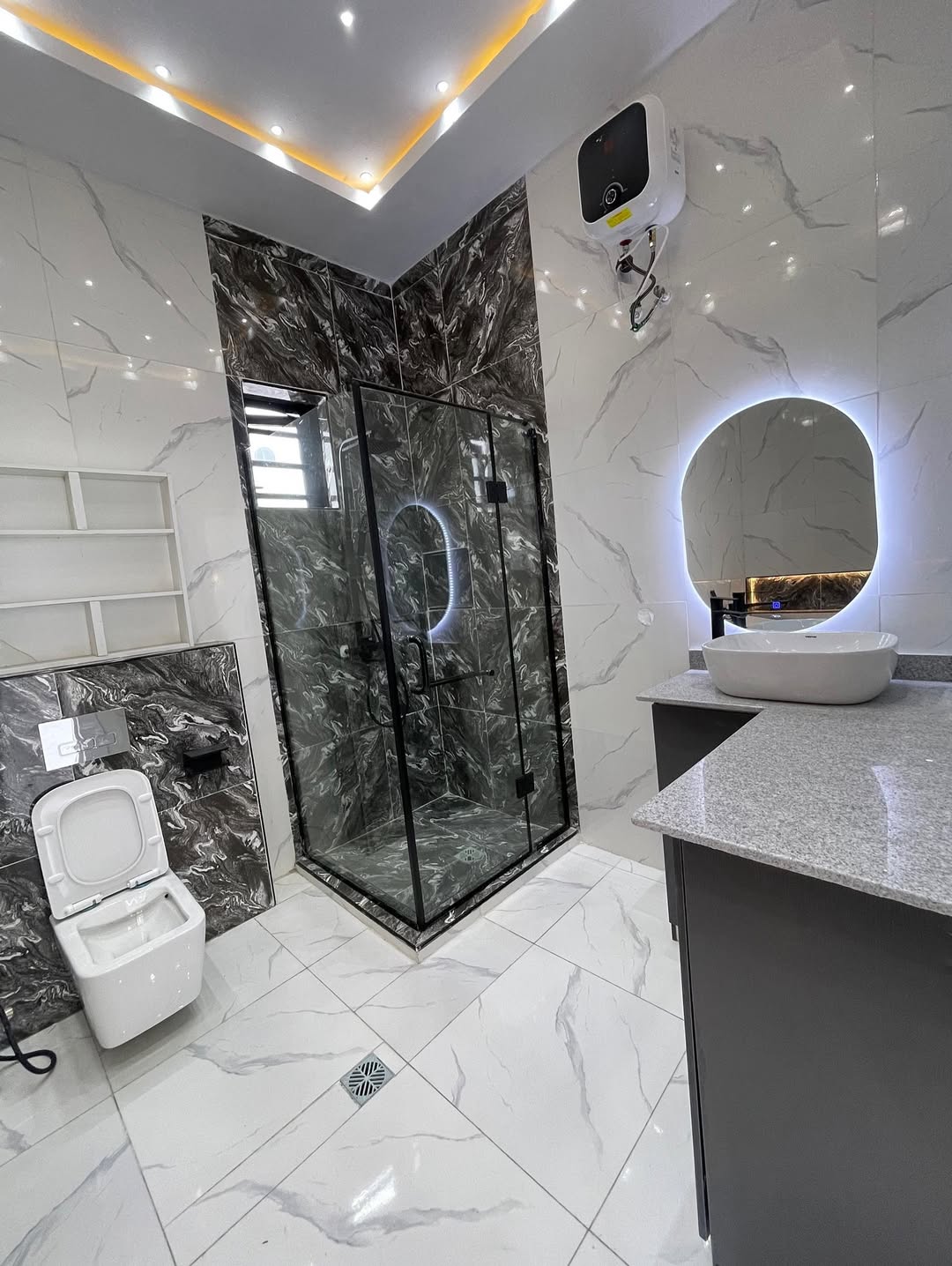 Lekki’s Finest: 4BR Smart Home in Secure Estate