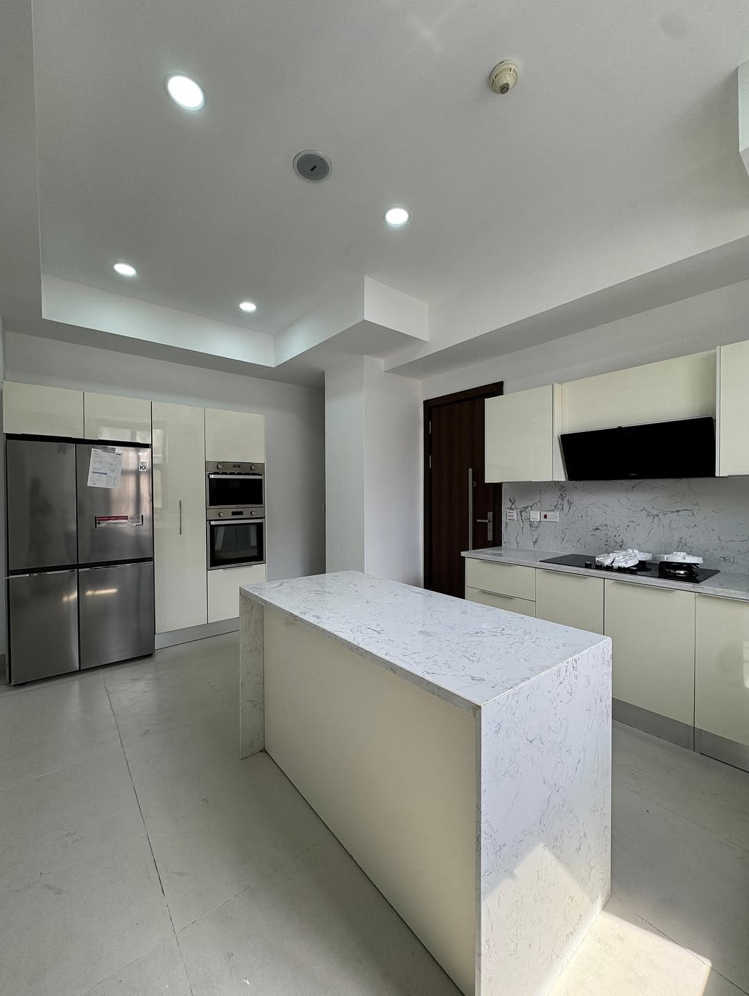 Lekki’s Premier Airbnb Gem with Expressway Views