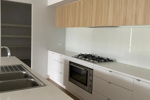 Spacious 4-Bedroom Family Haven in Beveridge