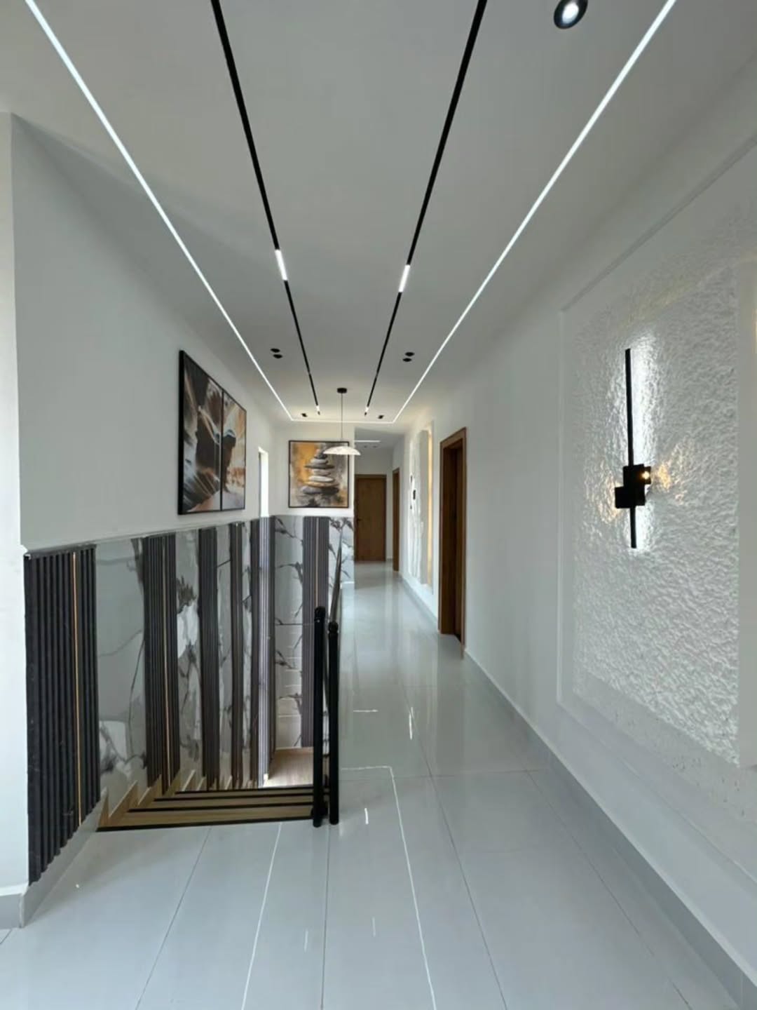 Stunning 5-Bed Duplex with Cinema & Pool in Ajah