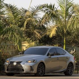 Lexus IS300 F-Sport: 33.8M