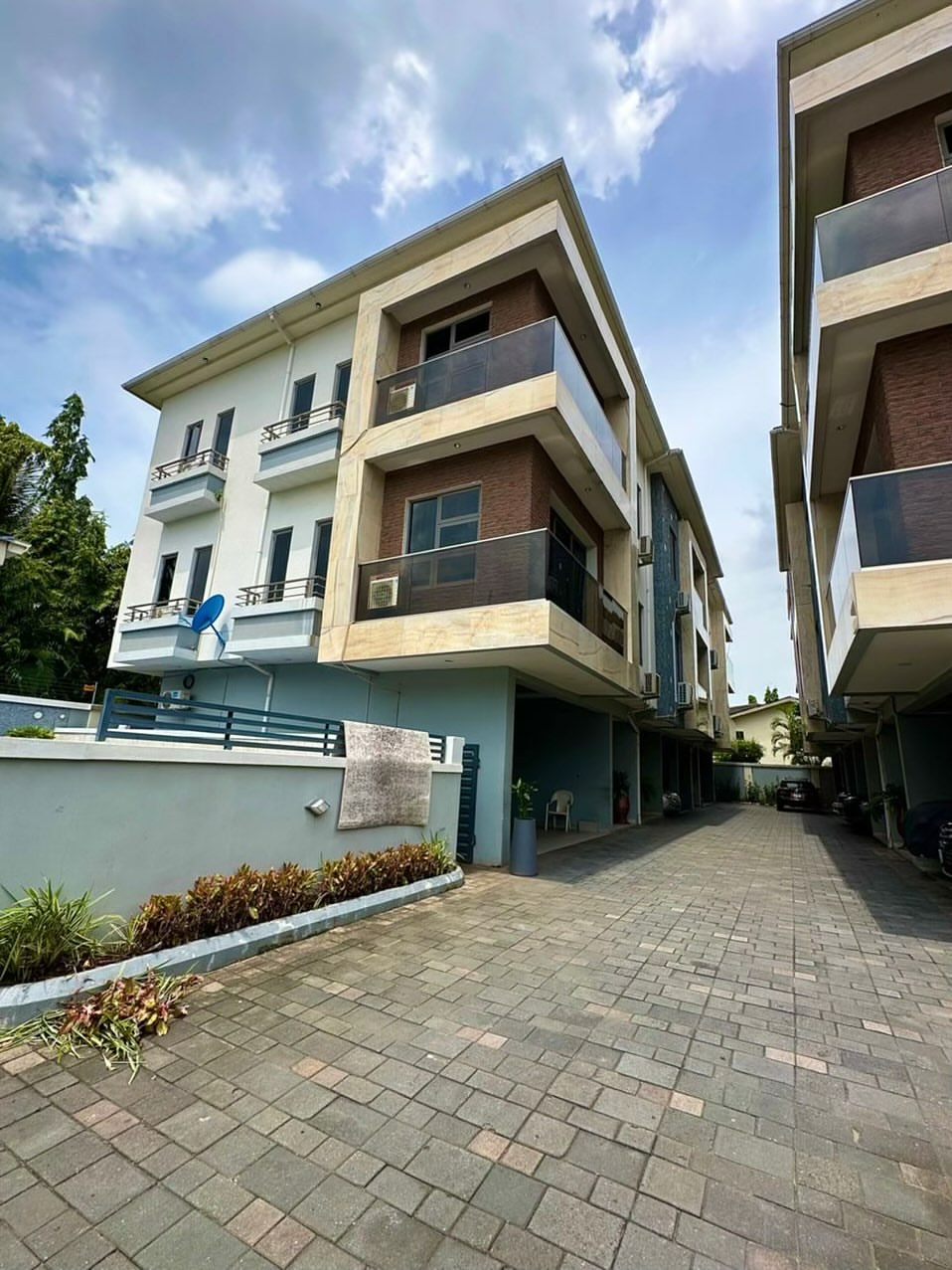 Ikoyi’s Ultimate 4-Bed Serviced Townhouse Retreat