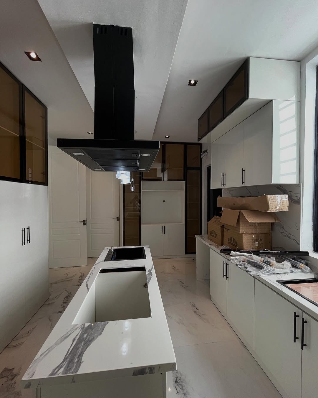 Lekki Phase 1 Palace: 5-Bed Duplex with Cinema & Pool