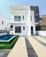 Stunning 5-Bed Duplex with Pool & Jacuzzi in Ikota