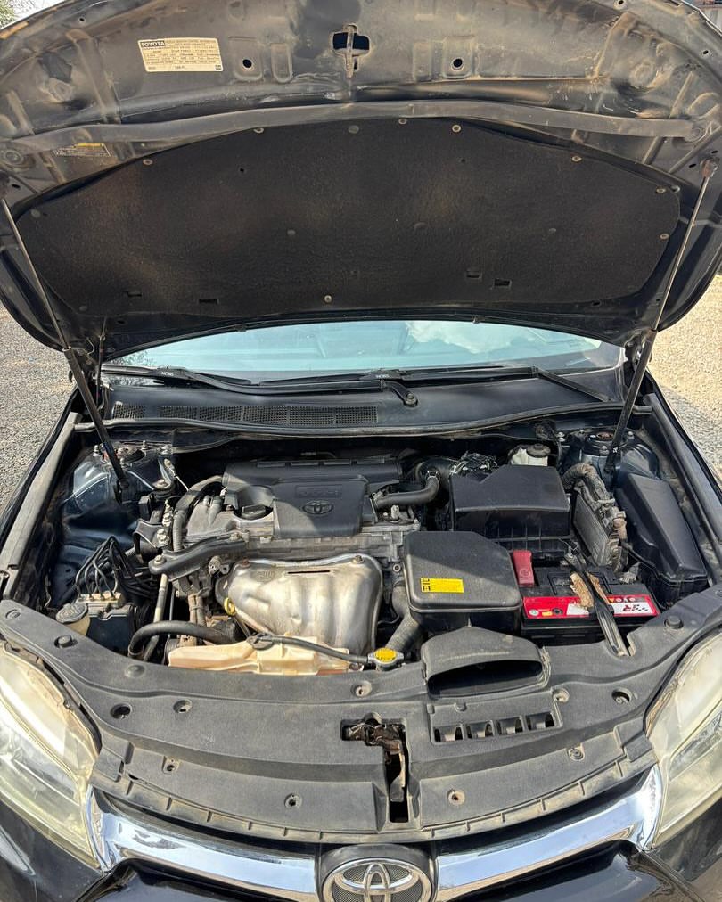 2015 Camry XSE: Sunroof, Reverse Cam & Docs ✅ – 12M