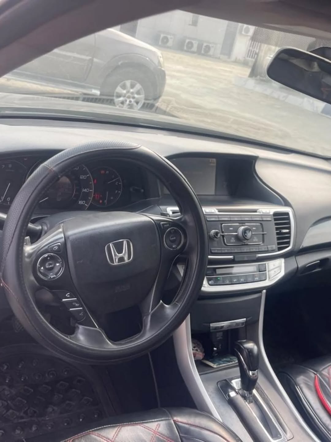 Flawless 2013 Honda Accord: Perfect AC, Body & Legs