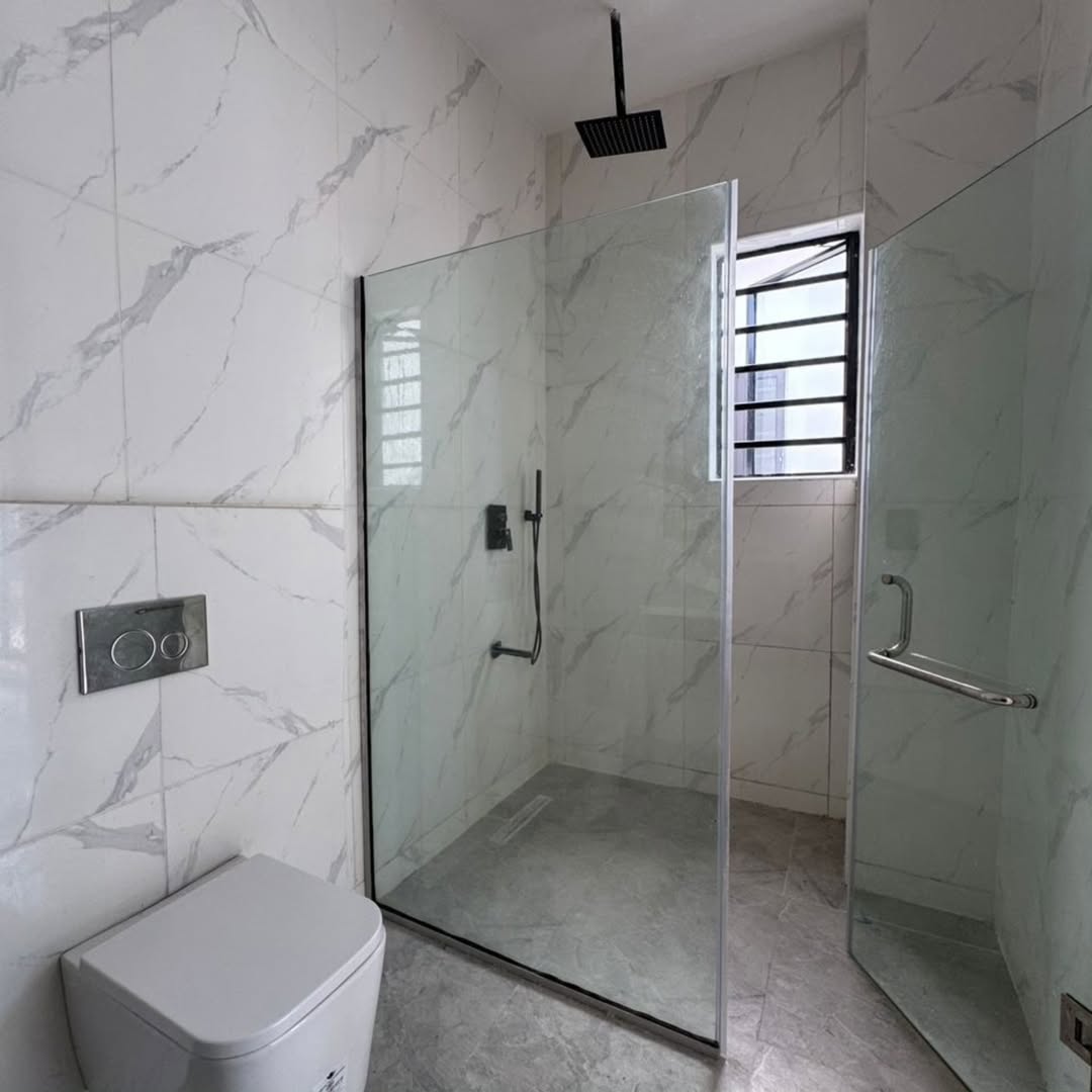 Stunning 4-Bed Duplex with BQ in Prime Ikota Estate