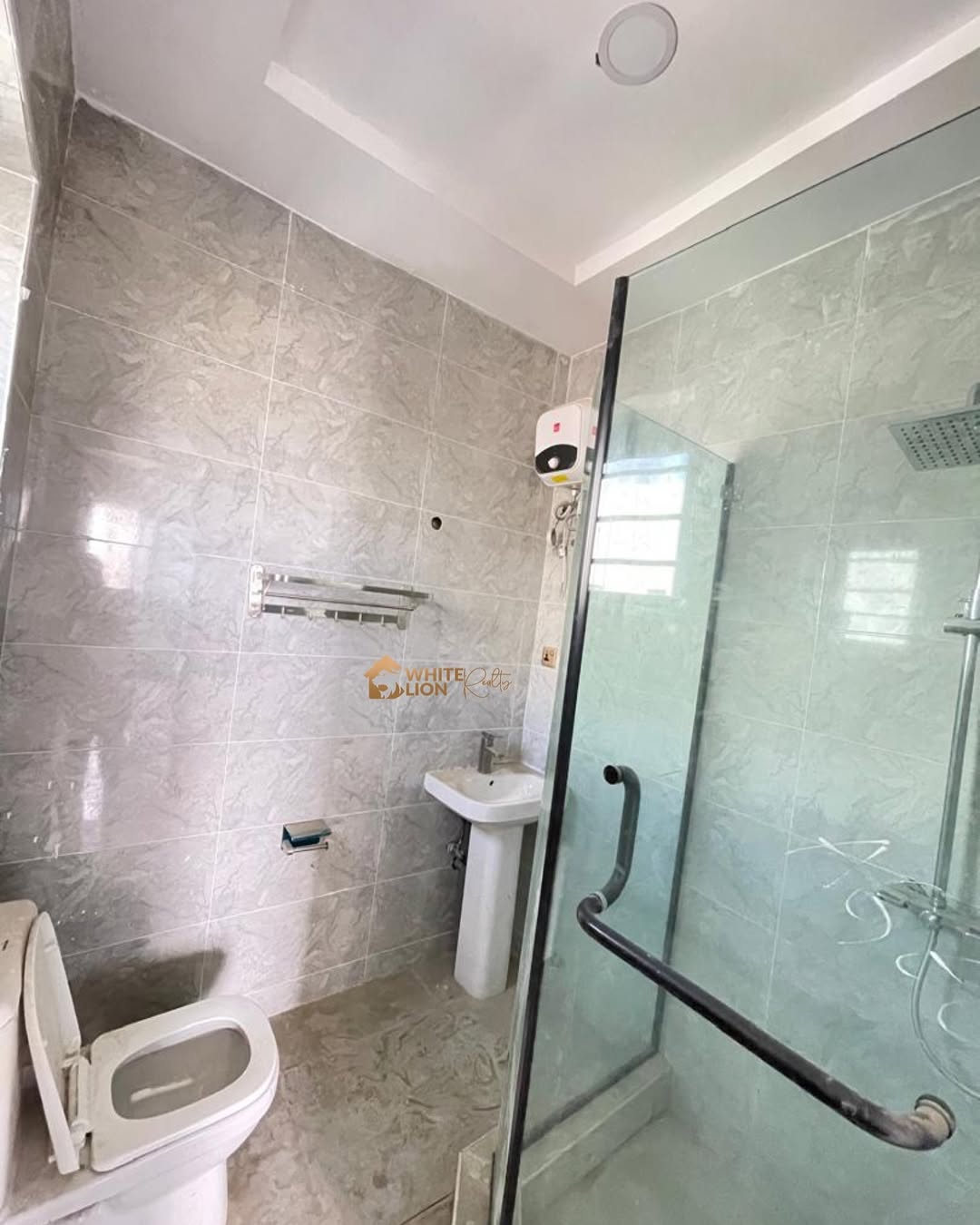 Elevator-Equipped 2-Bedroom Gem in Ikate, Lekki