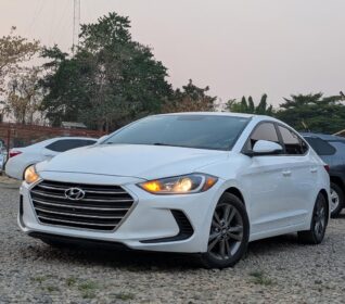 2017 Hyundai Elantra: Duty-Paid & Immaculate