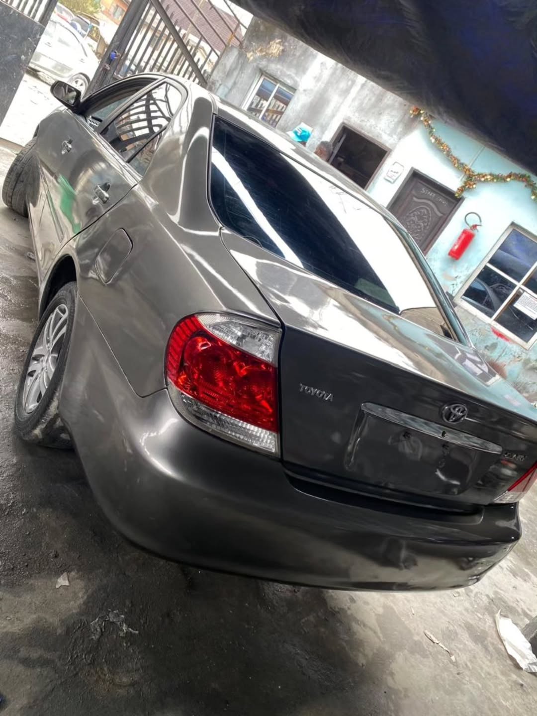 Flawless 2006 Camry: Ready to Drive in Lagos