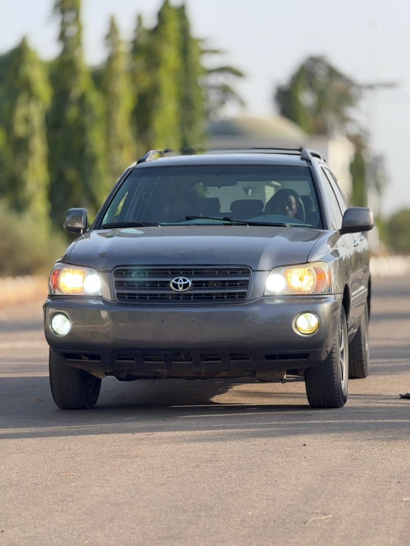2005 Toyota Highlander: Clean & Ready for 7.5m