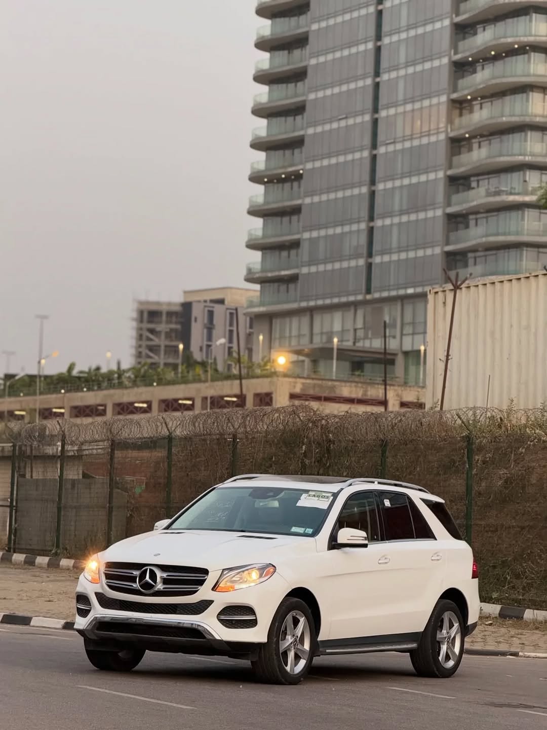 Commanding Luxury: 2016 Mercedes-Benz GLE 350