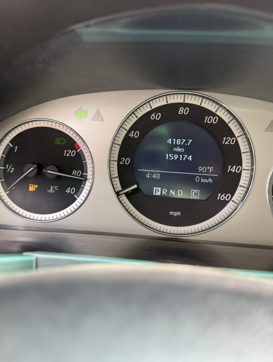 2009 Mercedes GLK350: Luxury SUV, Impeccably Maintained