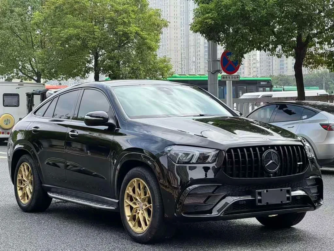 2021 AMG GLE53: Luxury Power, Delivered.