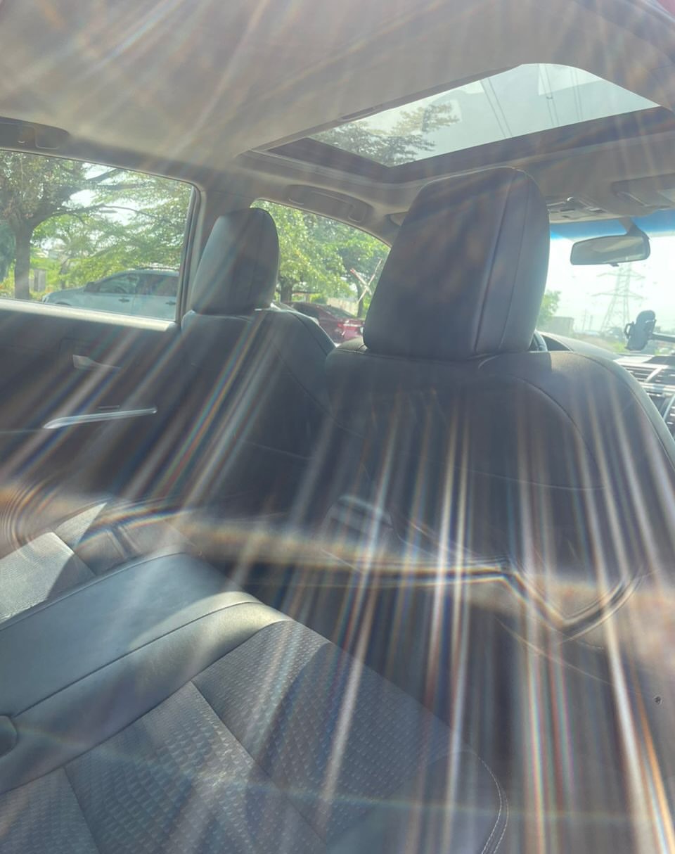 2013 Camry SE: Sunroof & Camera, Unbeatable Price