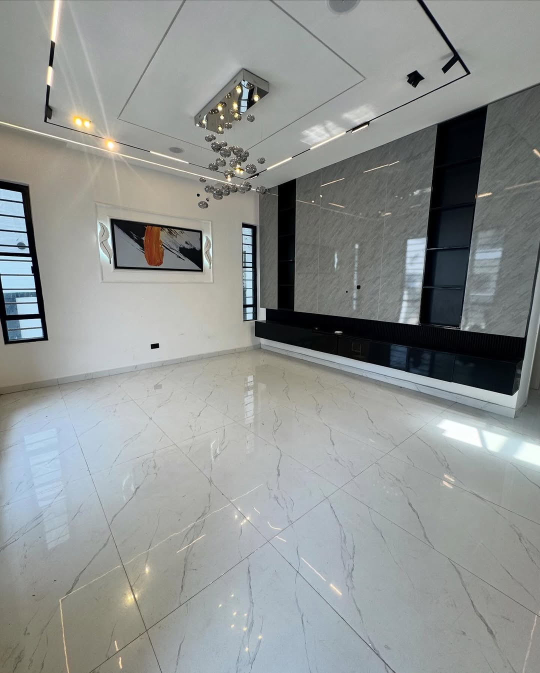 Dream 5-Bed Duplex with Pool & Cinema in Ikota