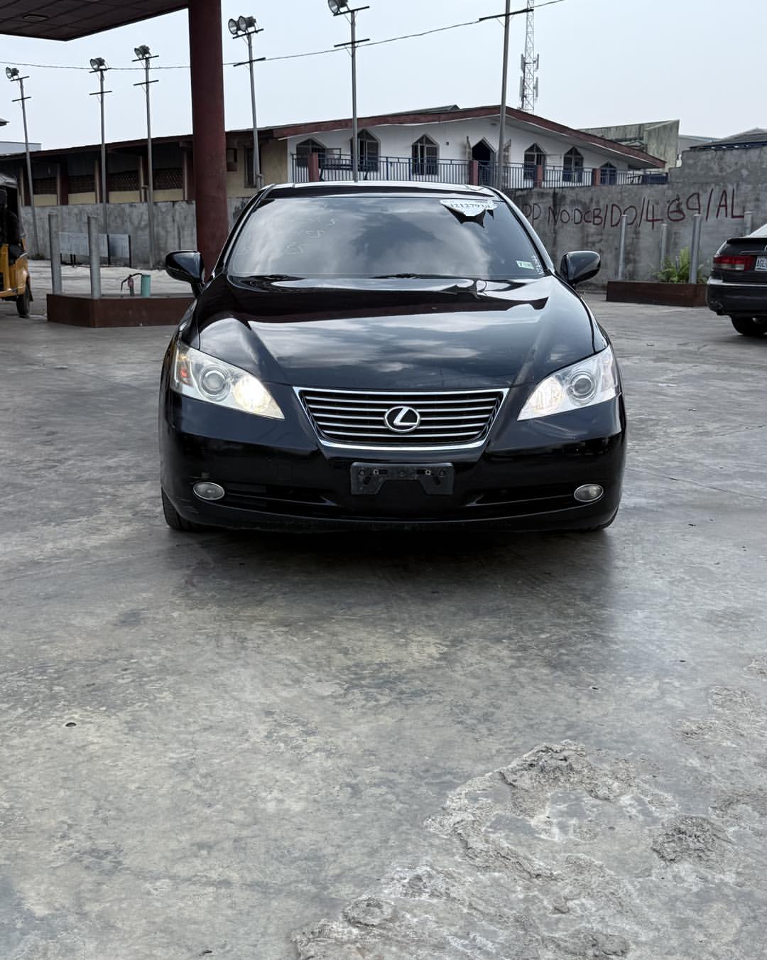 2008 Lexus ES350: Luxury & Power for 10.8M