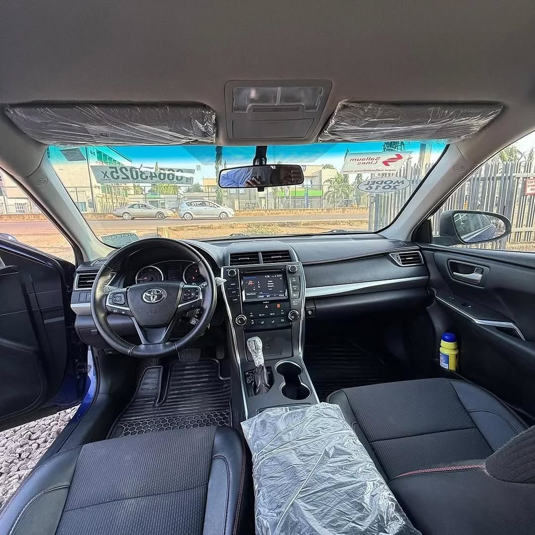 Immaculate 2016 Camry: Luxury for 16M