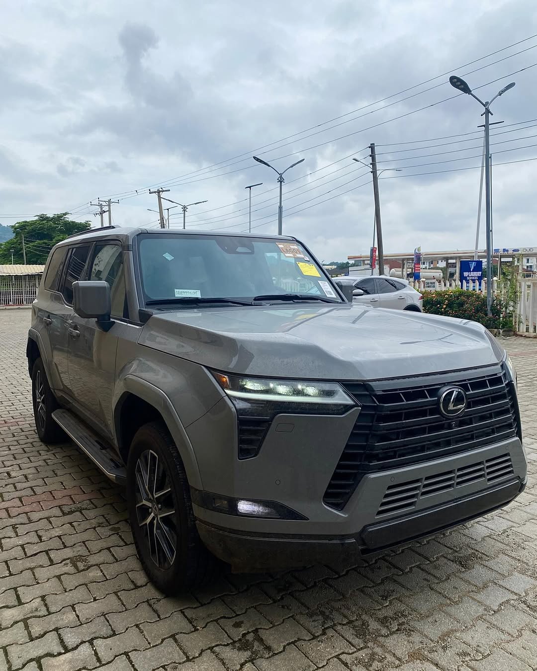 2025 Lexus GX550: Unstoppable Luxury Awaits