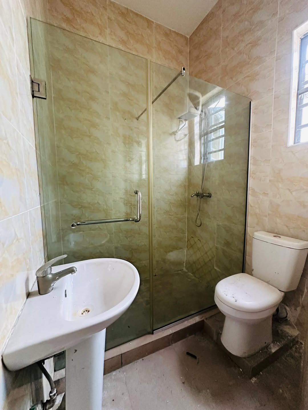 Luxury 4-Bed Terrace Duplex in VGC, Lekki