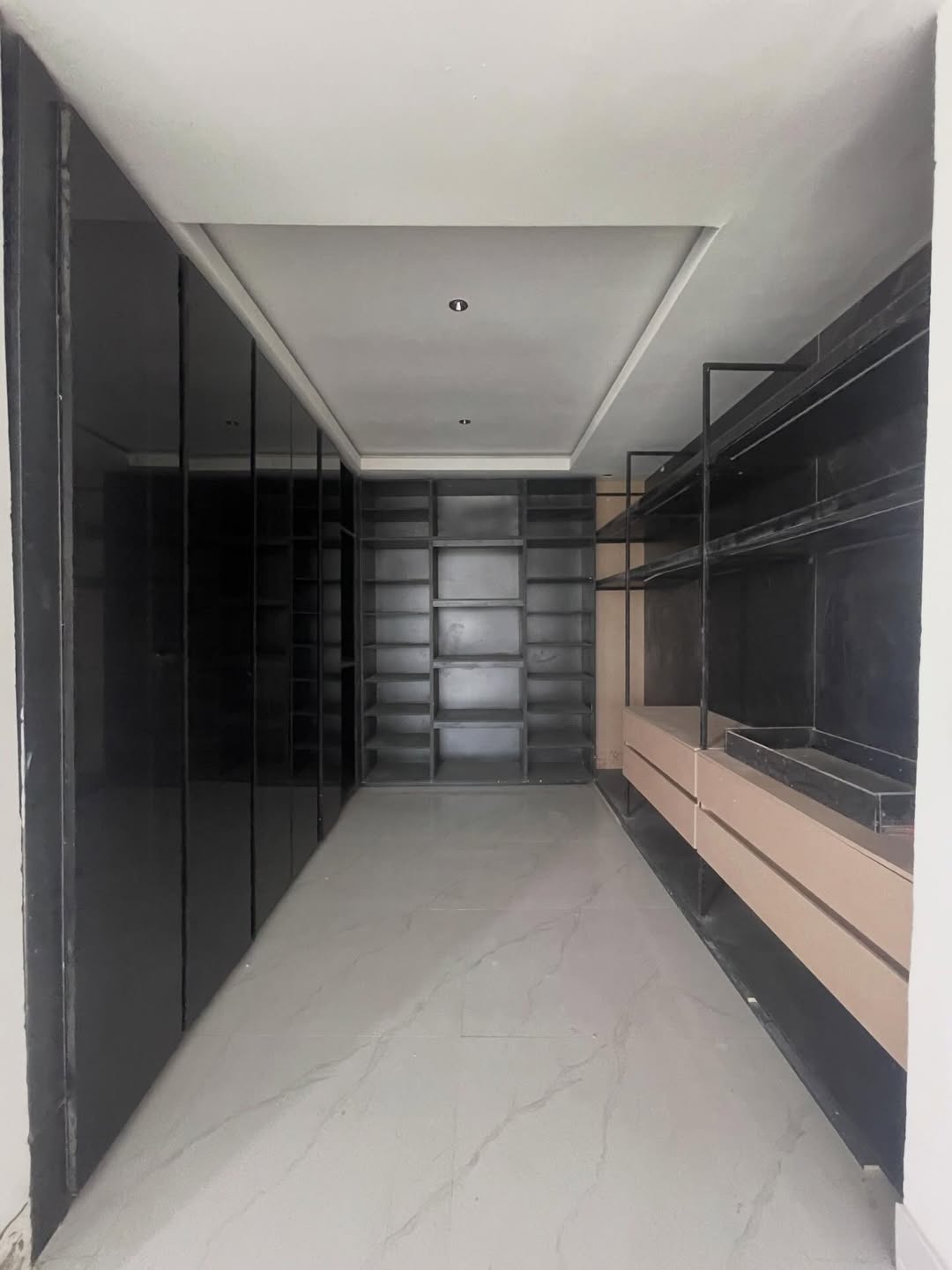 Ikoyi Oasis: 5BR Maisonette & Poolside Terrace