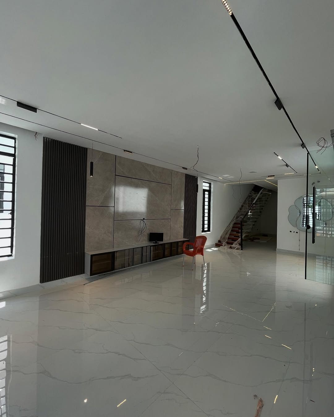 Lekki Phase 1 Palace: 5-Bed Duplex with Cinema & Pool