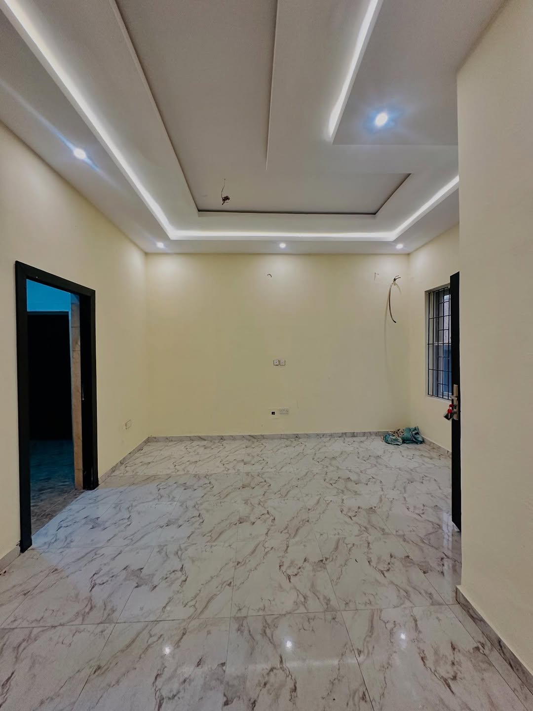 Luxury 2-Bed Ensuite in Lekki Phase One