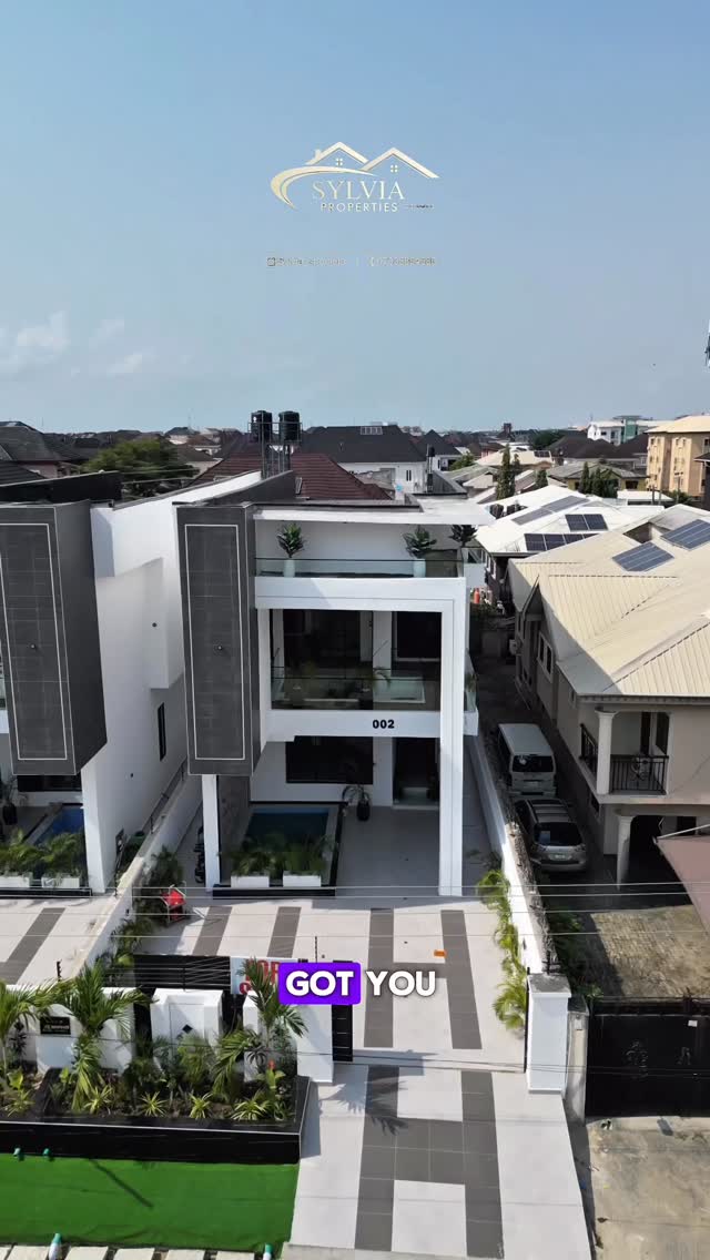 Stunning 5-Bed Duplex with Pool & Gym in Ikota