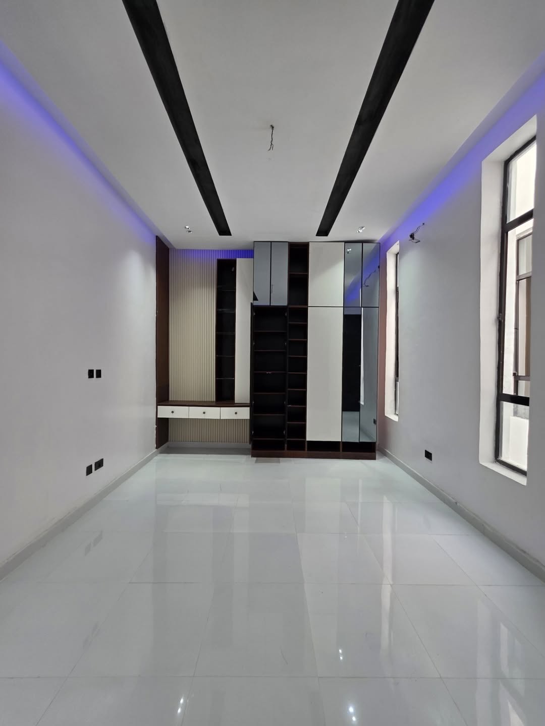 Lagos Luxury: 5-Bed Duplex with Pool & BQ