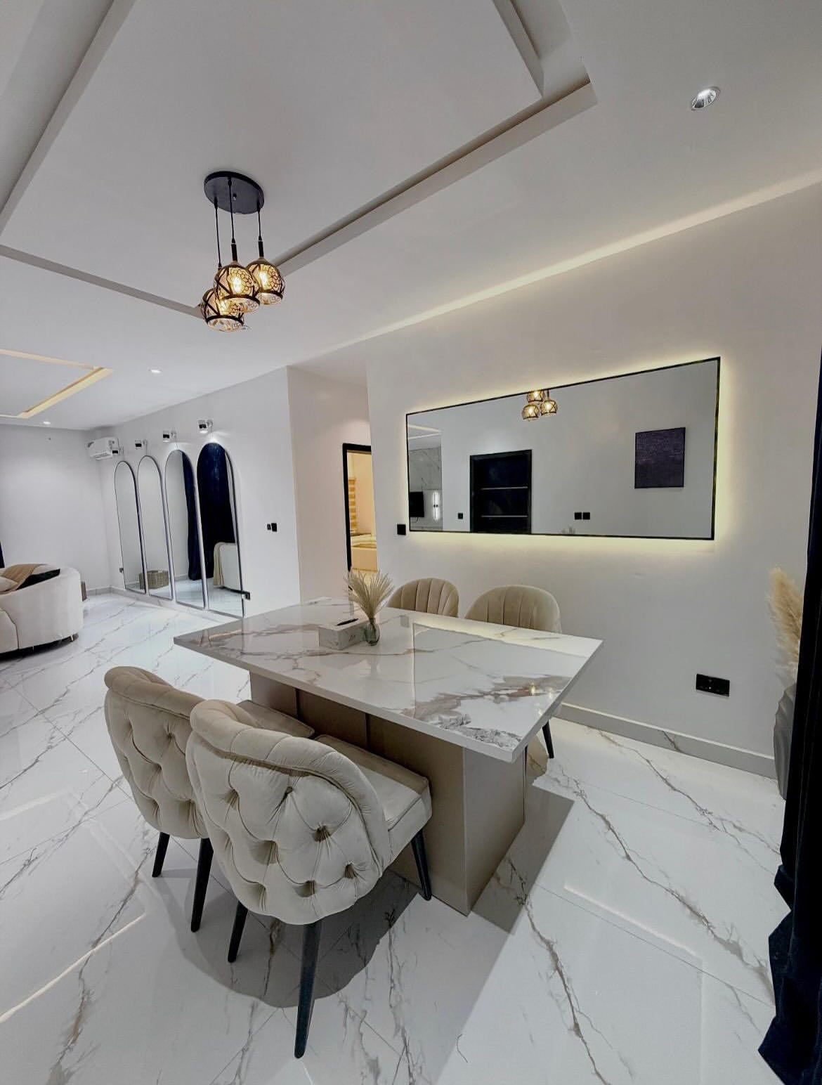 Luxury Shortlet Haven: Serene Katampe Escape