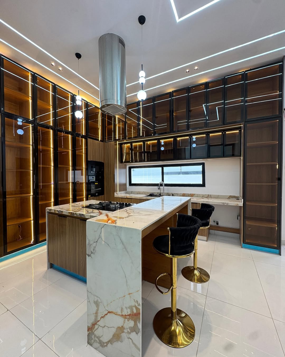 Dream 5-Bed Duplex with Pool & Gym in Ikota