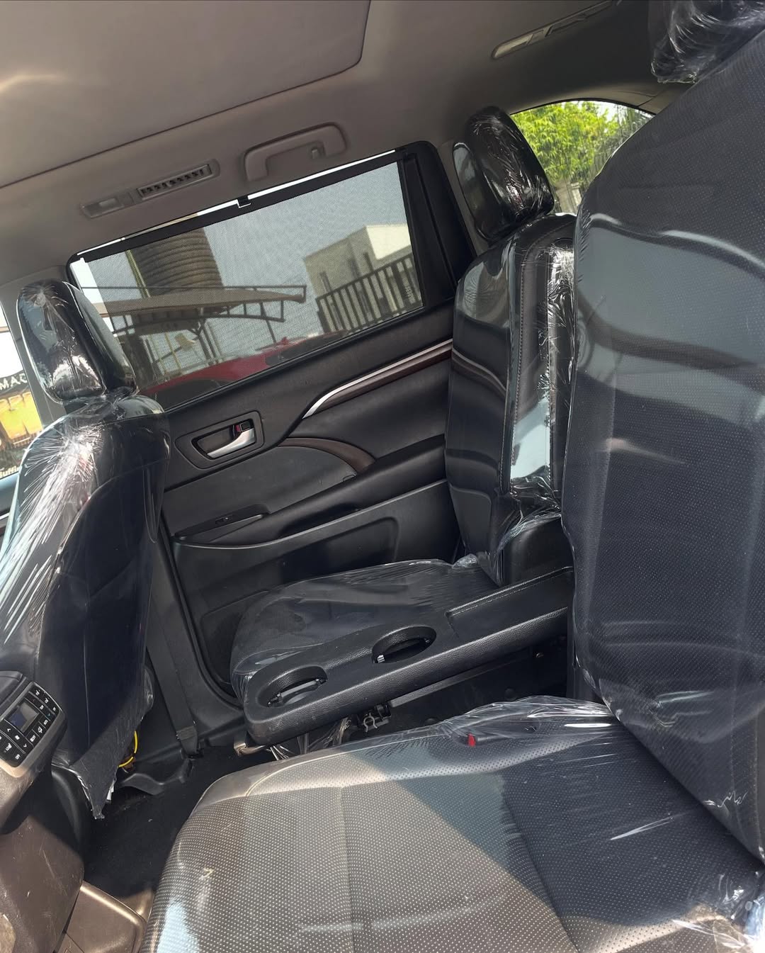 Luxury 2017 Highlander Limited AWD w/ Panoramic Sunroof