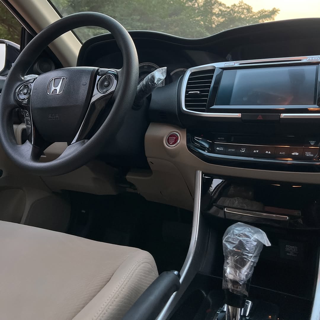 2016 Honda Accord: Unbeatable Value, Pristine Condition