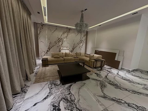 Lifecamp’s Smart 7-Bedroom Haven with Elevator