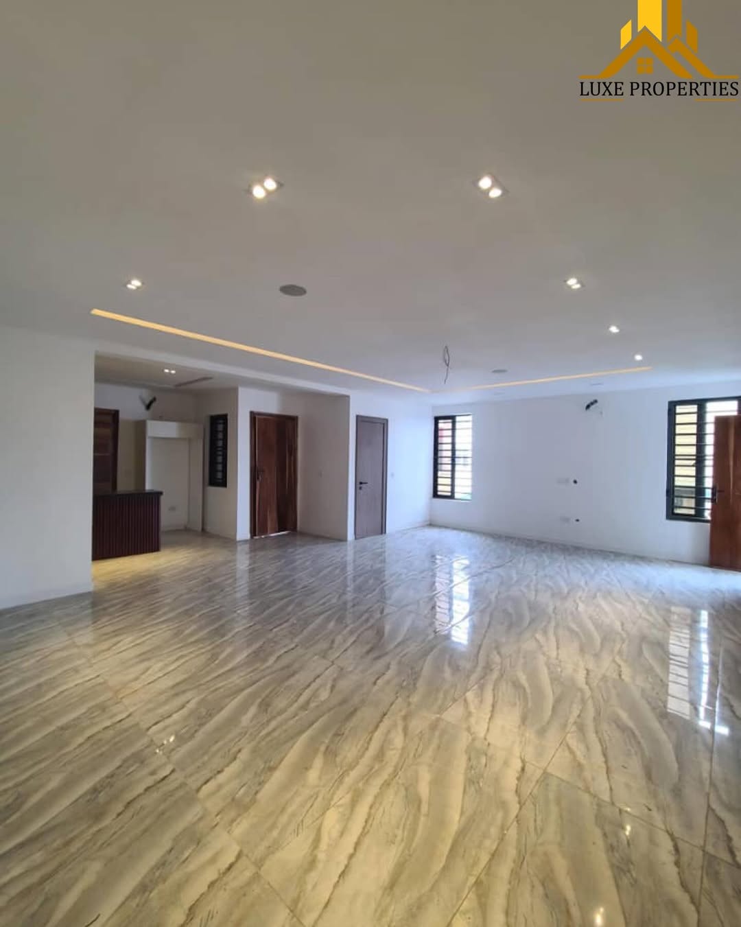 Lekki’s Ultimate Lifestyle: En-Suite Apartments with Pool & Gym