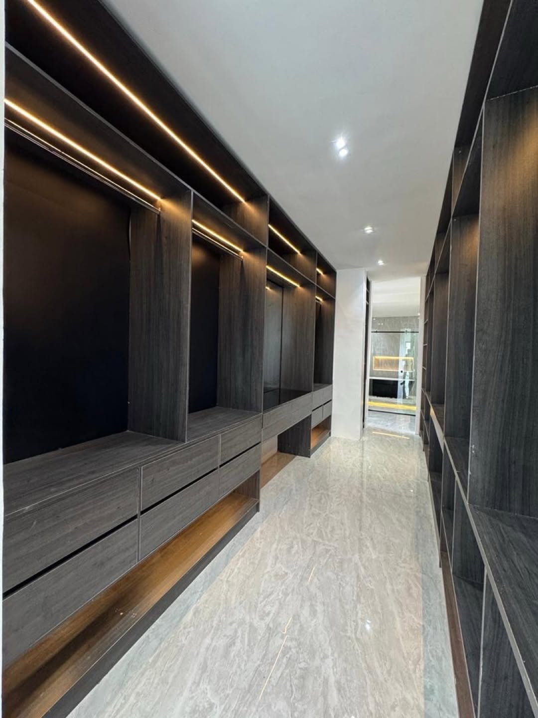 Ultimate 5-Bed Duplex with Private Pool & Rooftop Cinema