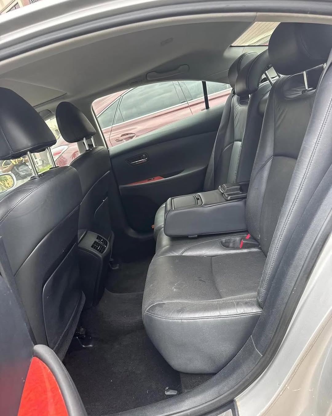 Drive a Flawless Lexus ES350 for 40% Down