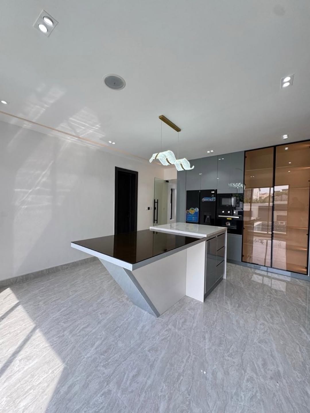 Ultimate 5-Bed Duplex with Private Pool & Rooftop Cinema