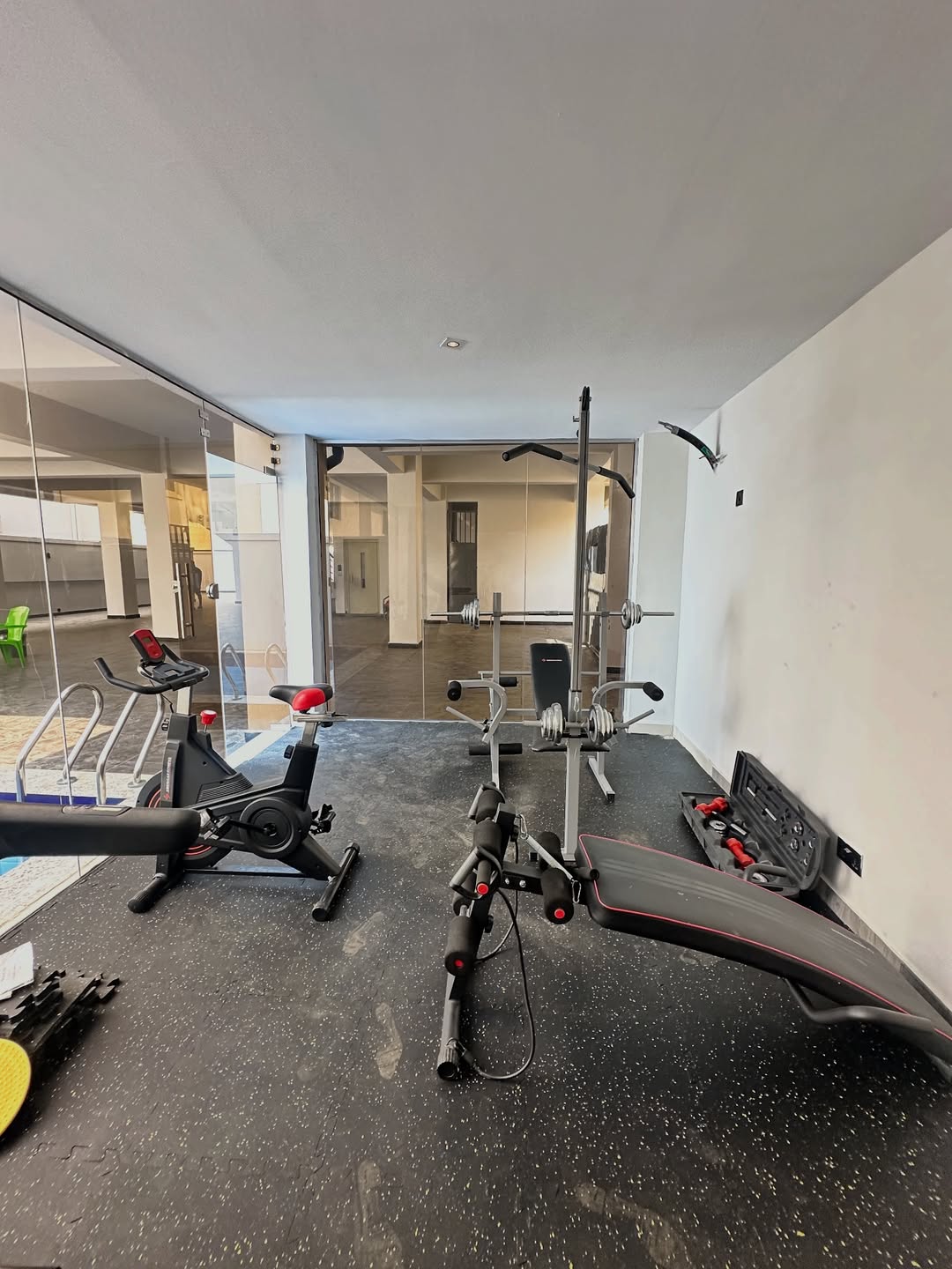 Lekki Phase One: 3Beds with Pool & Gym