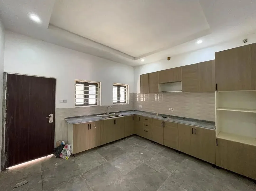 Exclusive 4-Bed Terrace Duplex with BQ in Jahi
