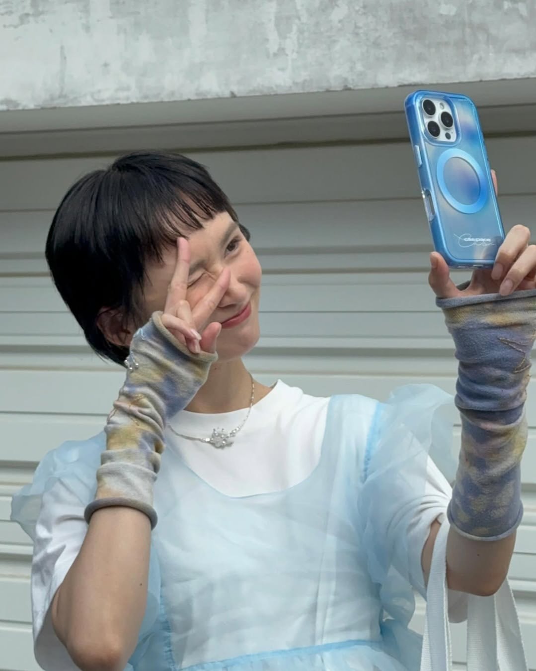 Caspace Blue Diamond iPhone Case – Shine Like a Star! ✨