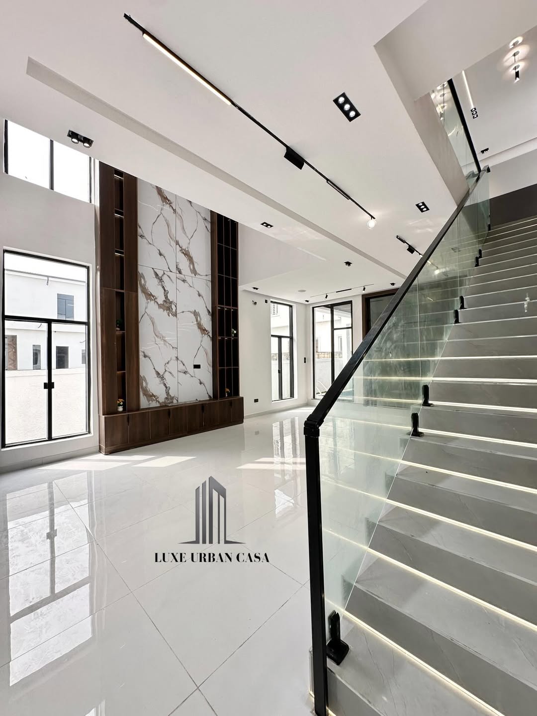 Chevron’s Premier 5-Bedroom Estate with Resort-Style Pool